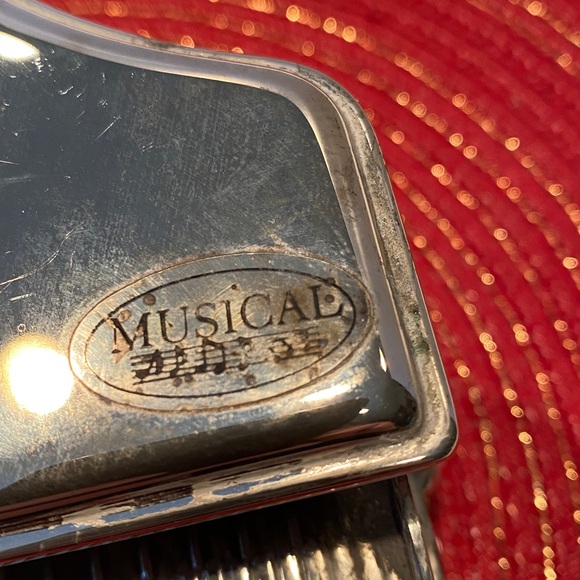 Vintage Grand Piano-shaped Silver-Plated Musical Trinket Box - Picture 5 of 7